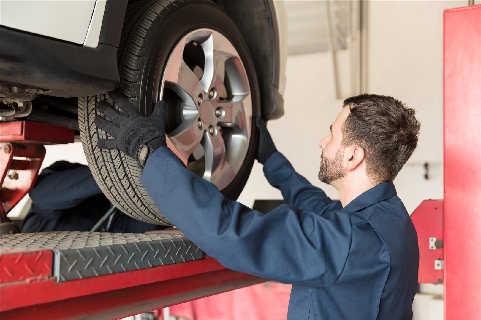 Local Driver Gets Emergency Roadside Assistance and Tire Repairs from Fox Run Auto